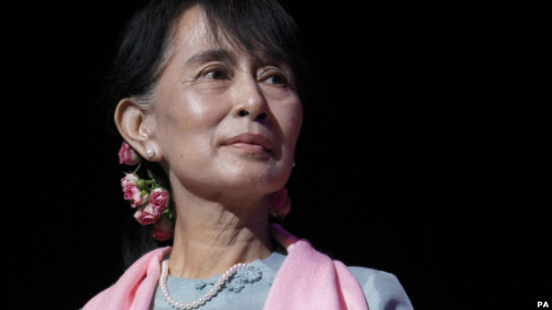 昂山素季領導的全國民主聯盟將在首次代表大會上選舉黨的領袖（資料照片，22/06/2012）