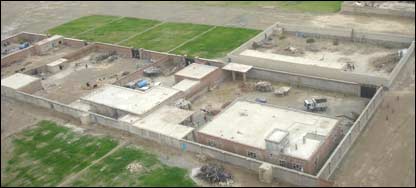 د افغان کډوالو د ملکيتونو غصب 