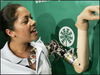 A ex-fuzileira naval Claudia Mitchell