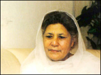 اشفاق احمد کی بیوہ قدسیہ بانو بھی معروف ناول نگار ہیں