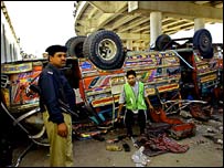 کراچی ٹریفک حادثہ