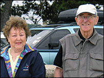 چوراسی سالہ ایڈورڈ گرفتھ اور ان کی اکیاسی سالہ اہلیہ بٹینا 