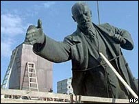 Гуд-бай, Ленін - але далеко не кожен