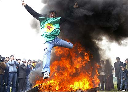 Warga di seluruh Asia merayakan Norouz, awal tahun baru dalam  penanggalan Persia