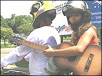 Đôi thanh niên ở Santarem