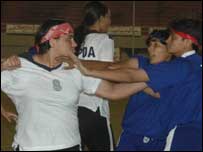 فائنل کے بعد دونوں ٹیمیں دست و گریباں ہو گئیں