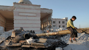 Хлопчик на танку