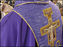 Igreja Católica foi atingida por escândalos em todo o mundo