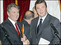 يانوکوويچ (راست) و يوشچنکو (چپ)