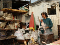 चीन का एक मुर्गी फ़ार्म