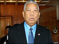 Ông Samak Sundaravej