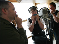 A banda Travis trabalhou com o engenheiro Geoff Emerick