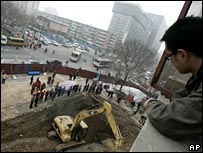 Tin loan báo là sáu người đã thiệt mạng trong tai nạn đường hầm xe lửa