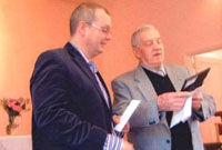 Y Parchedig Evan Morgan a Mr Eifion Hopwood 