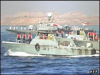 قایق های ایرانی در تنگه هرمز