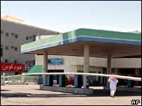 Posto de gasolina onde Muqrin foi morto