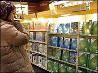 Prateleira com softwares