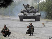 Gori'de Rus tankları (14 Ağustos)