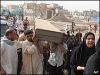 تشییع جنازه قربانی بمب گذاری در عراق