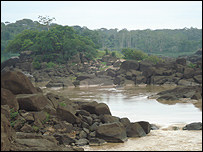 A cachoeira de Santo Antônio, onde será construída uma das hidrelétricas do Complexo Madeira