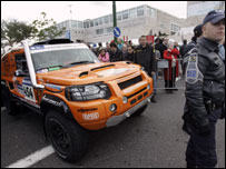 Cancelamento do Rally Dakar em Lisboa. Foto: AP/ Christophe Ena.