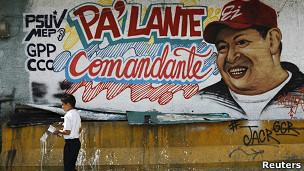 Hugo Chávez em mural | Foto: Reuters