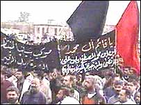 Iraquianos protestam em Basra