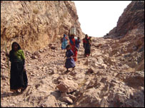 دشرتھ مانجھی  کا بنایا ہوا راستہ