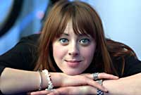 Liv Jones (Siwan Morris)