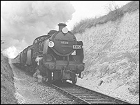 The line at Itchen Abbas in 1966 (pics courtesy of David Canning)