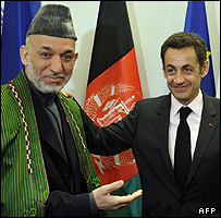 سارکوزی و کرزی در حاشیه اجلاس سران ناتو در بخارست