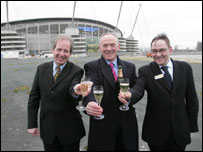 曼城政界领袖庆祝