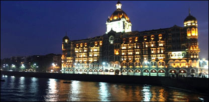  ہر کوئی ہوٹل تاج کی تصویر کو اپنے البم کی زینت بنانا چاہتا ہے