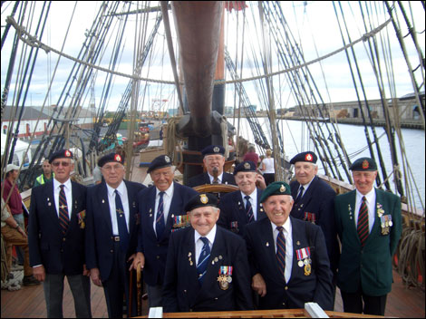 Navy veterans aboard the Bounty 470