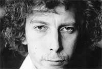 Llion Williams fel Y Dyn Dwad ar S4C