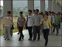 Trong sân trường khu siêu đại học gần Quảng Châu