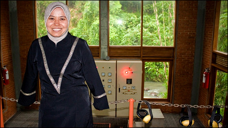 Tri Mumpuni telah menjadi motor pembangunan sekitar 60 pembangkit listrik tenaga air, mikrohidro