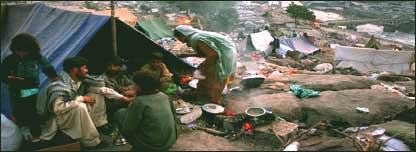 خیموں میں رہنے والے متاثرین