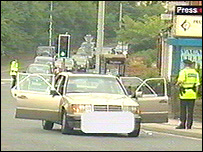 Şüphelilerin yakalandığı bir araç