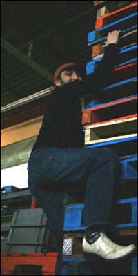 در حال کوهنوردی