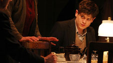 Iwan Rheon yn 'The Devil Inside Him' Iwan Rheon yn 'The Devil Inside Him'