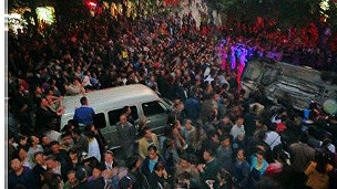 四川泸州骚乱（网络照片，17/10/2012）