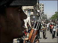 Gazze'de silahlı bir Filistinli