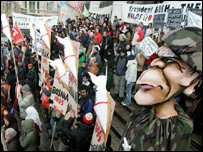 بُش محالف مظاہرہ