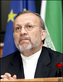 منوچهر متکی