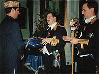 नवेद मियाँ सम्मानित