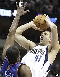 درک نویتزکی، فوروارد دالاس