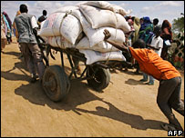 توزیع مواد غدایی در سومالی