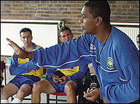 Paulo Cézar e seus jogadores