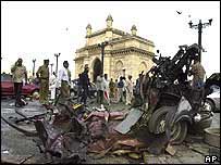 ممبئی دھماکے